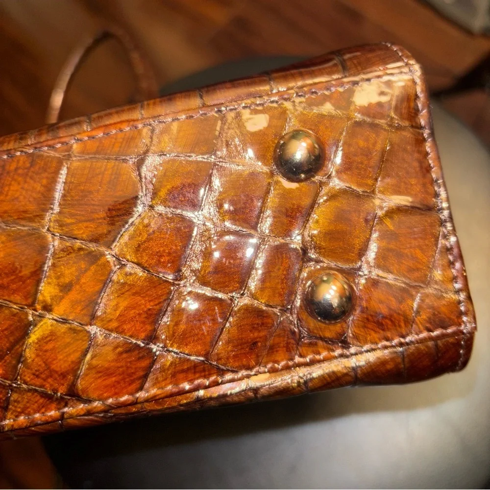 SOLD-I Santi Vintage Enbossed Croc Genuine Leather Handbag - Picture 7 of 11